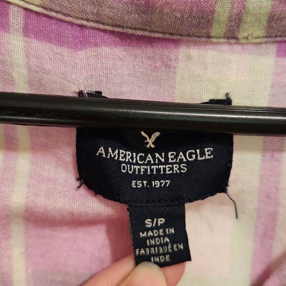 American Eagle Pink Plaid Long Sleeve Pocket Button Up Shirt Casual Top Small - Picture 9 of 11